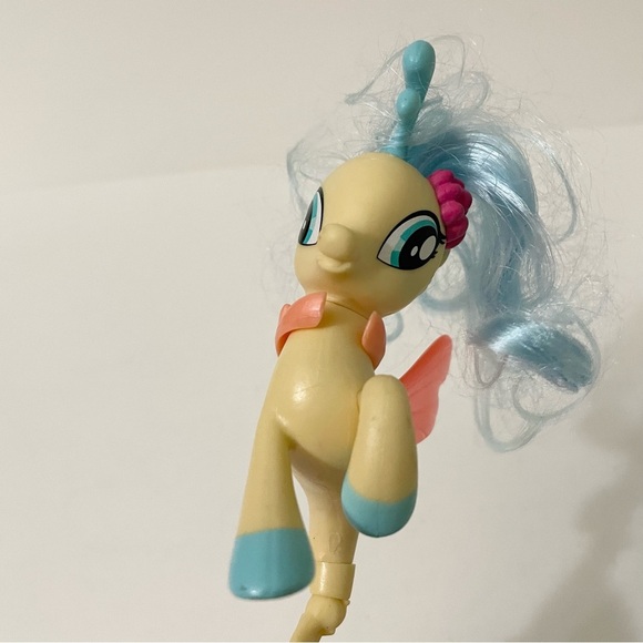 My Little Pony the Movie MLP Seapony Princess Skystar Mermaid Wings - Picture 12 of 14